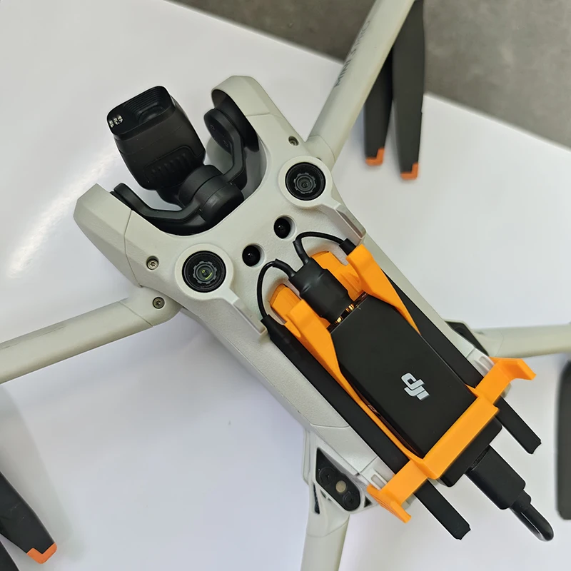 Staffa fissa per cavo dati ant - Drone Strobe Light recensione e prezzo